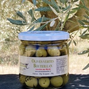 Olives vertes bouteillan aromatisées